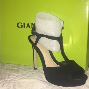 Gianni Bini Black Strappy Heels...
